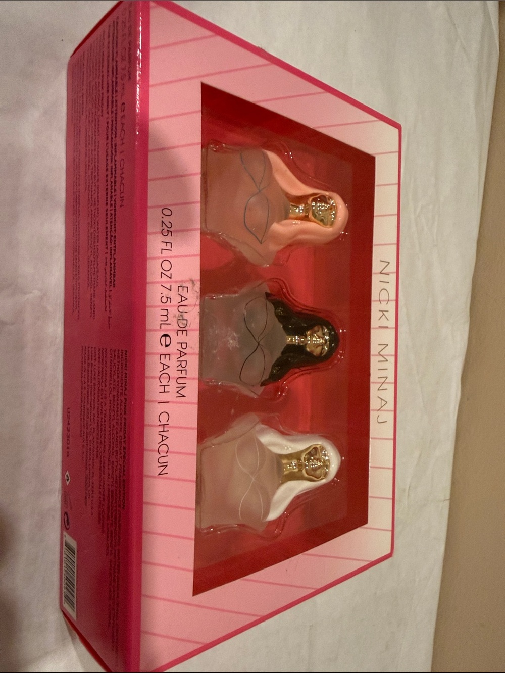 🩵Nicki Minaj Mini Perfume Trio - Pink, Black, White Bottles - Picture 8 of 8
